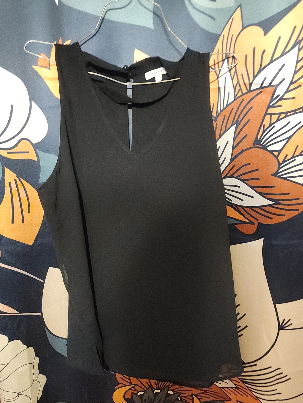 Sleeveless V-Neck Black Women’s Top